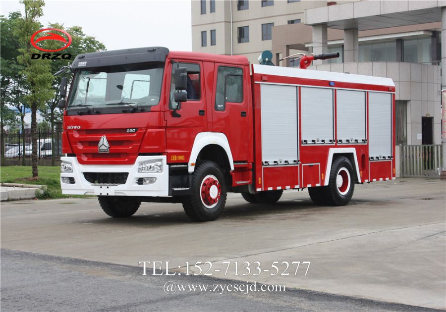 豪沃8噸水罐消防車