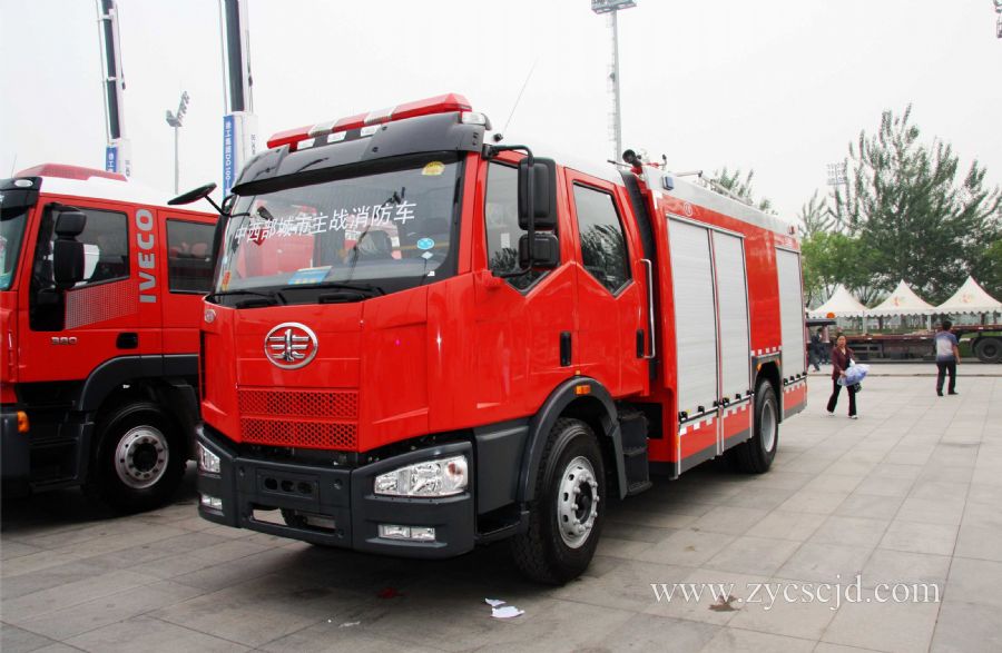 城市主站消防車(chē)