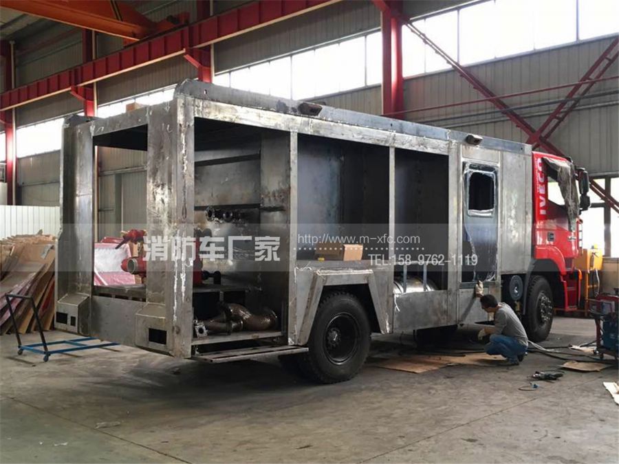 依維柯消防車