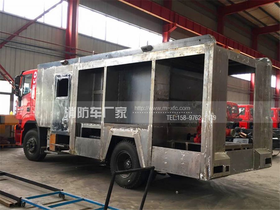 依維柯消防車